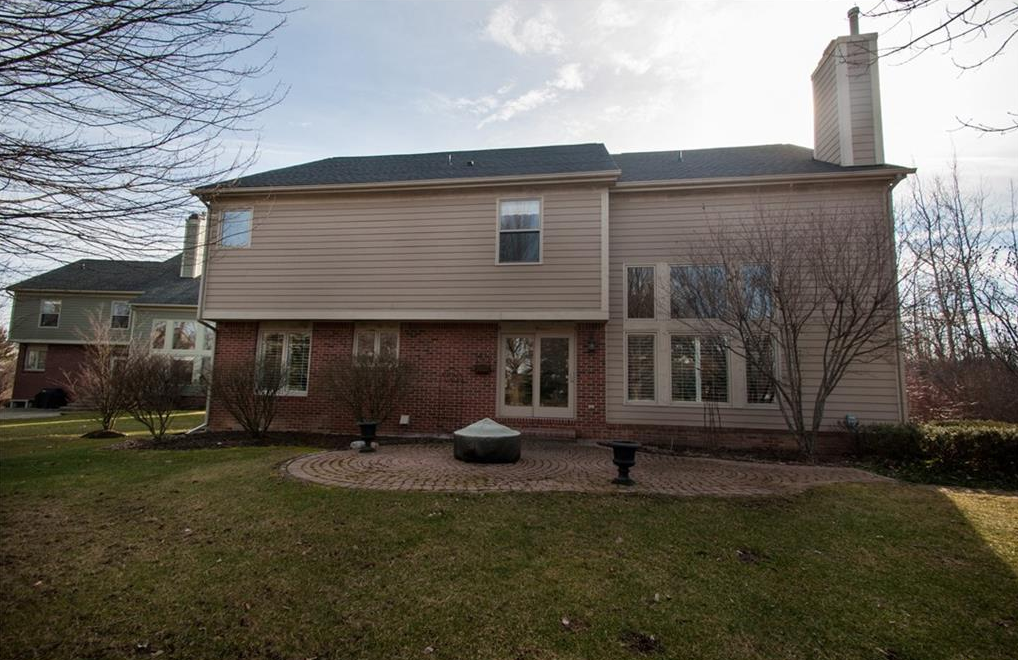 47320 Autumn Park Crt, Novi, MI 48374